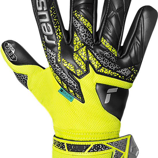 Airvent backhand material from Reusch at Keeperstop