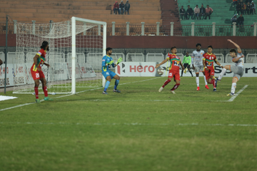 Coaching the Goalkeeper to Make Point Blank Saves