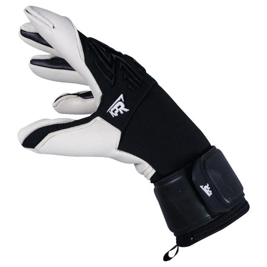 The finger wrap on the Legacy Cut from KPR Goalkeeping