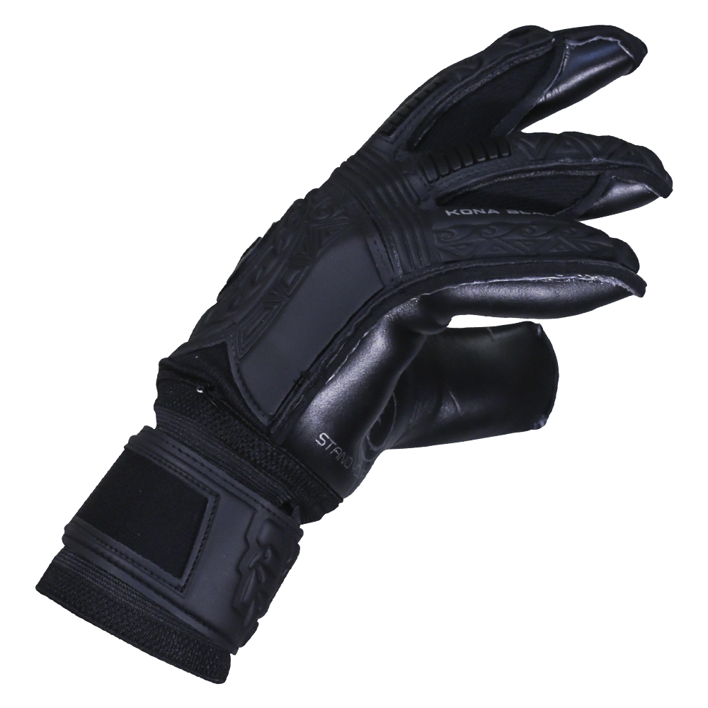 Durable goalkeeper gloves