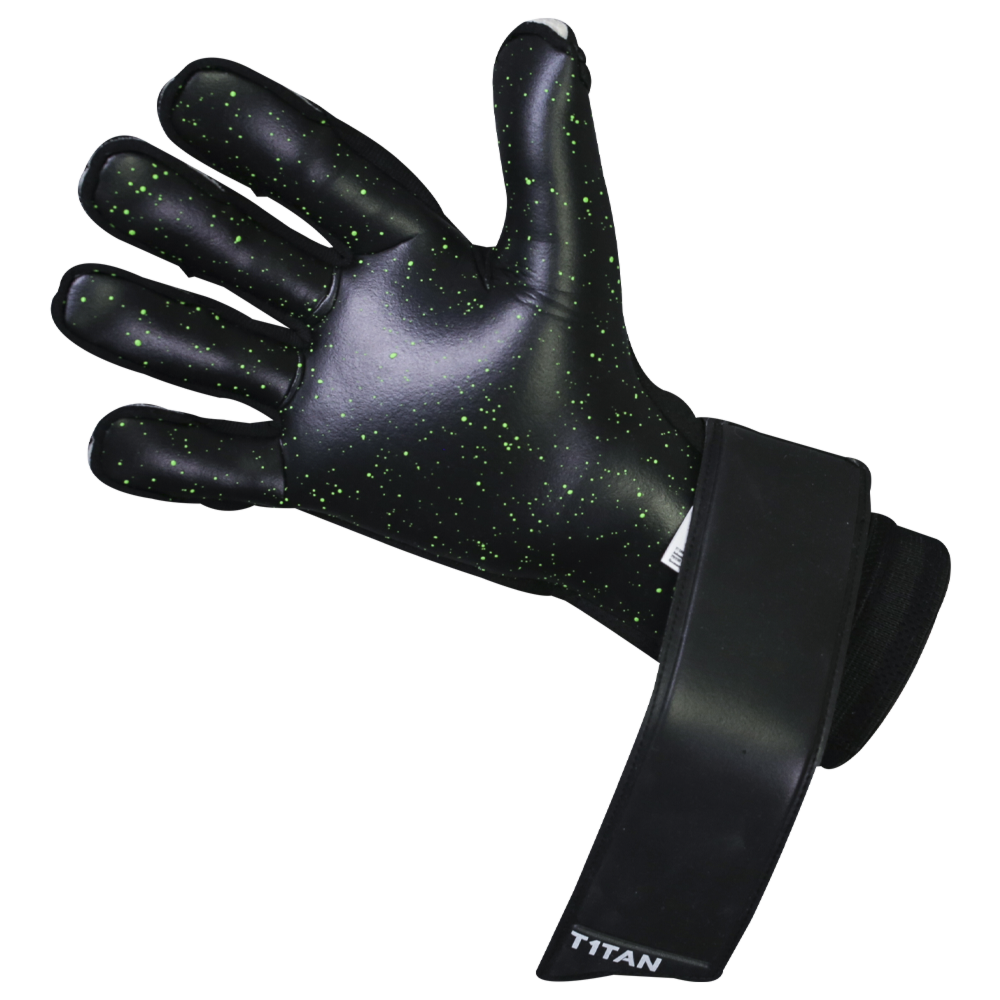 Astro Grip latex on the T1tan Black Beast