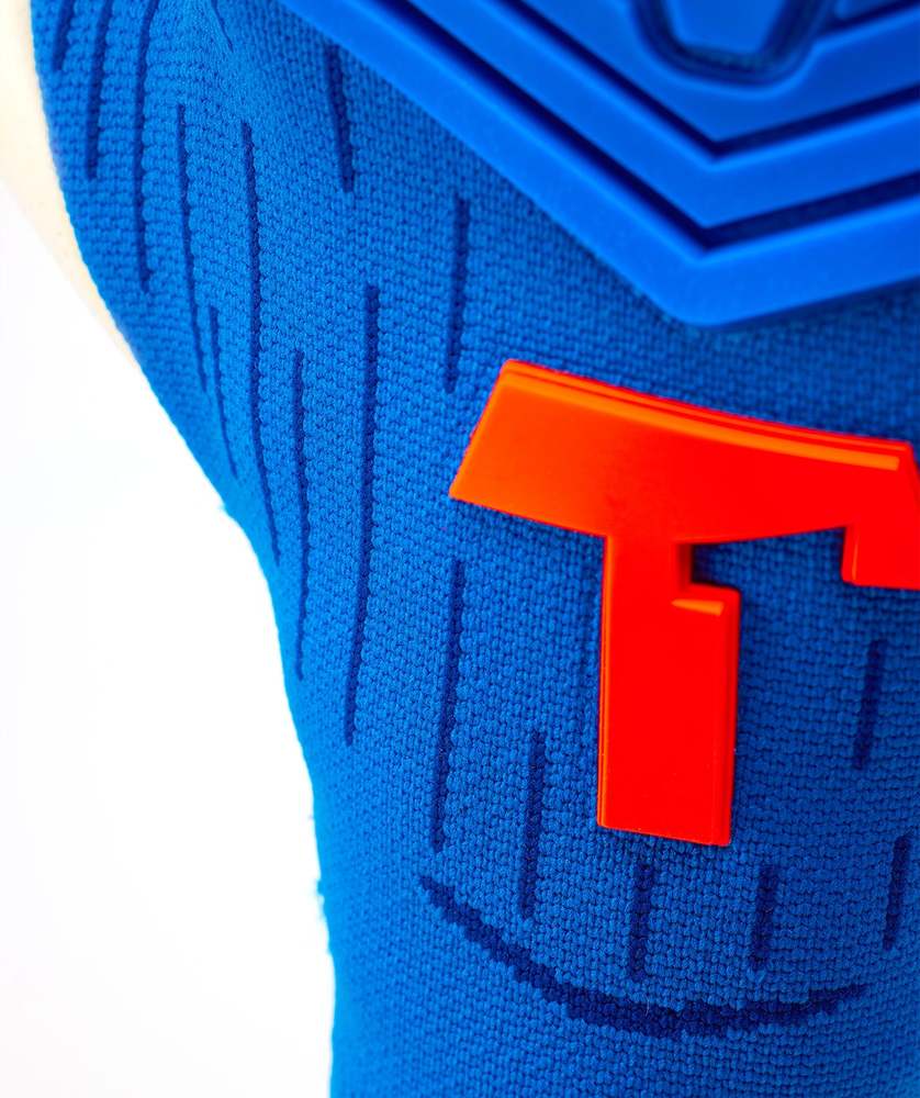 T1tan Al1en Gravity Blue Backhand