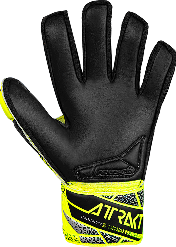 Infinity latex on the Reusch junior gloves
