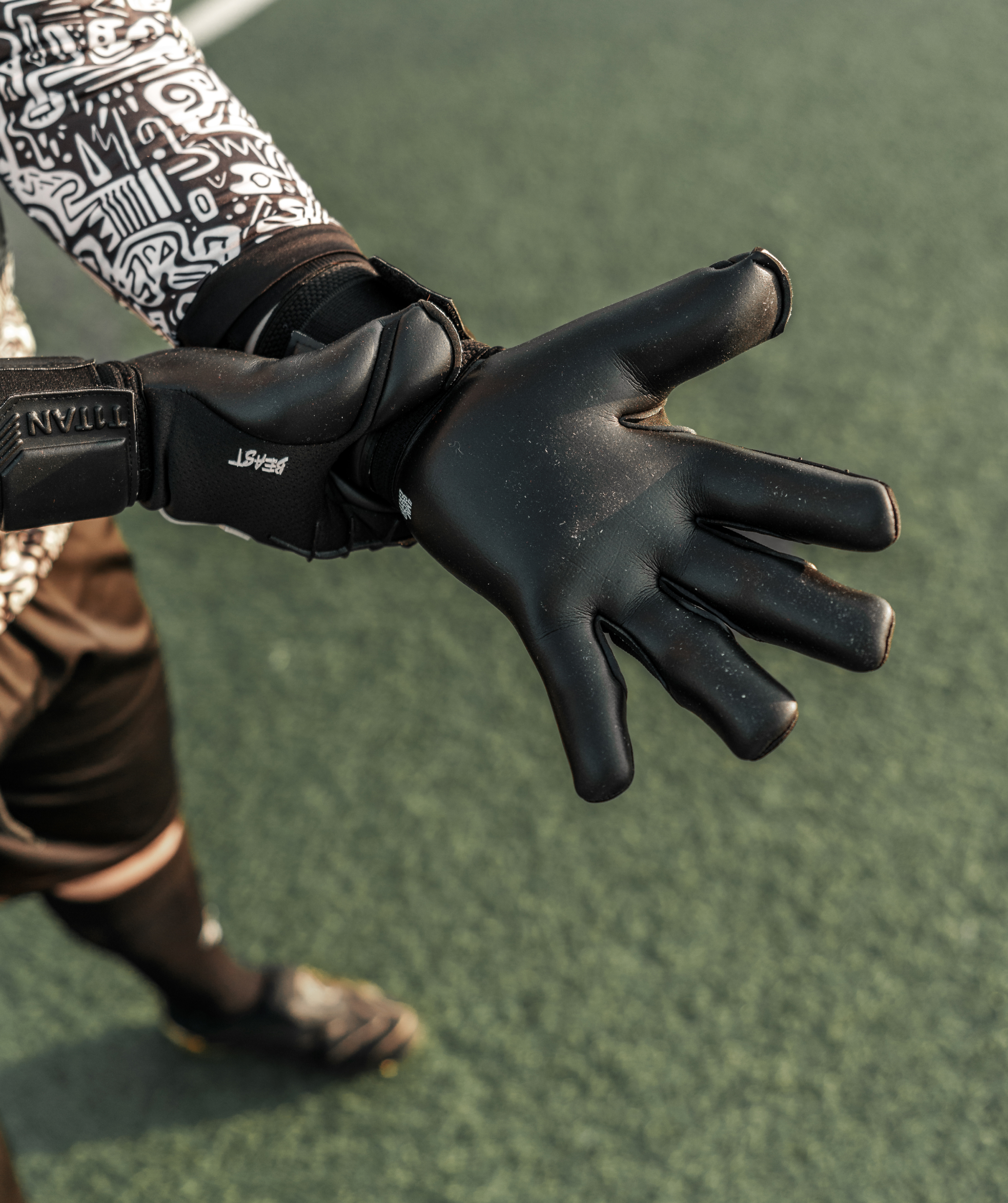 トップス gibous SNAKE SCORPION TRAINER BLACK T1tan Shadow Beast 3.0 Goalie Gloves | Keeperstop