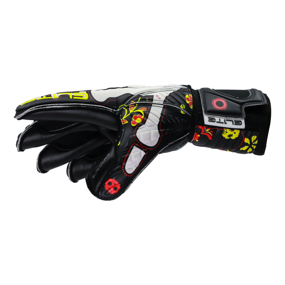 Goalkeeper Gloves with flexible fingers