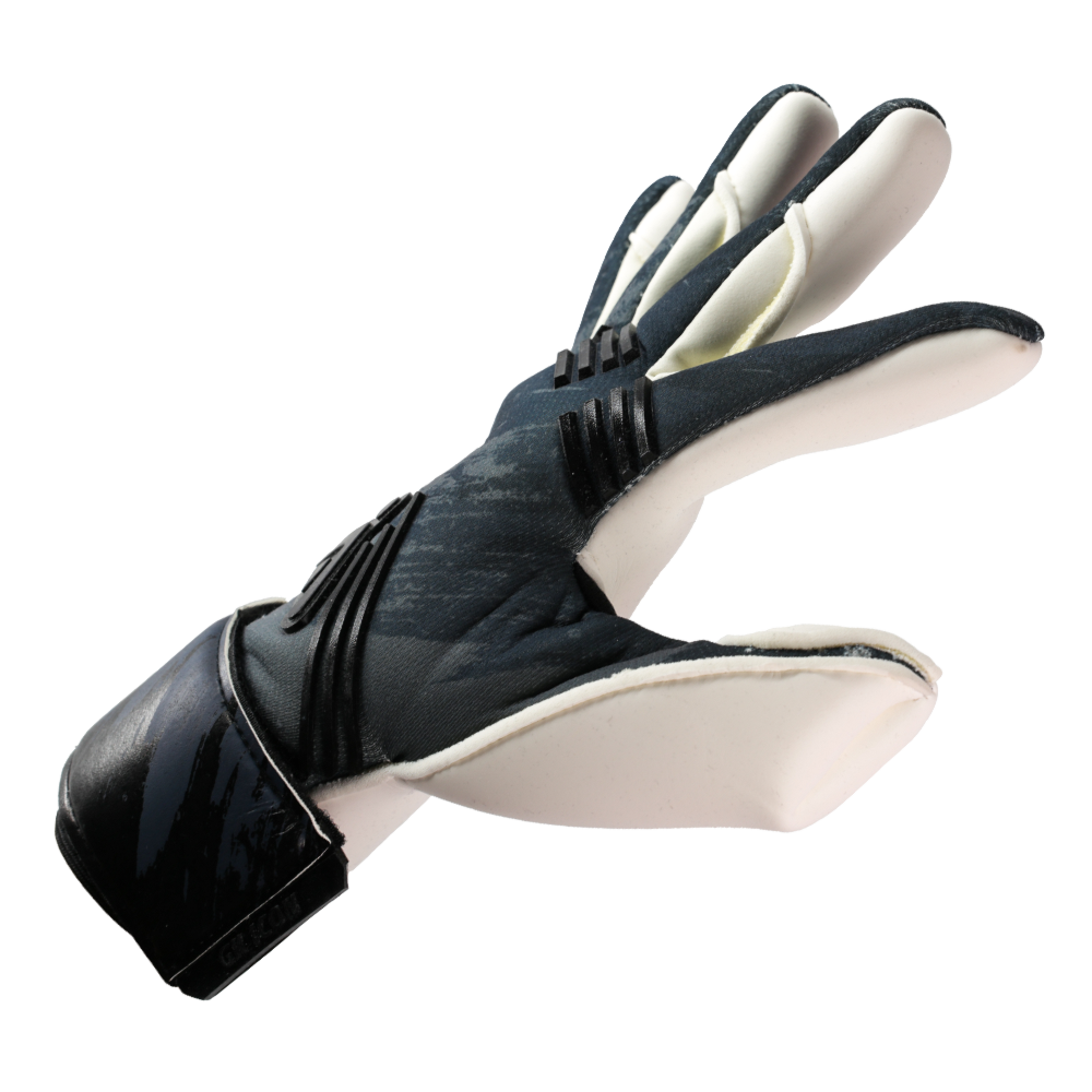 Iconic Covert Goalkeeper Glove