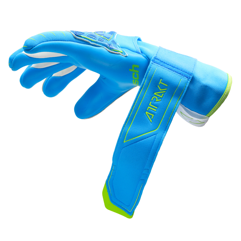 Secure goalkeeper glove closure