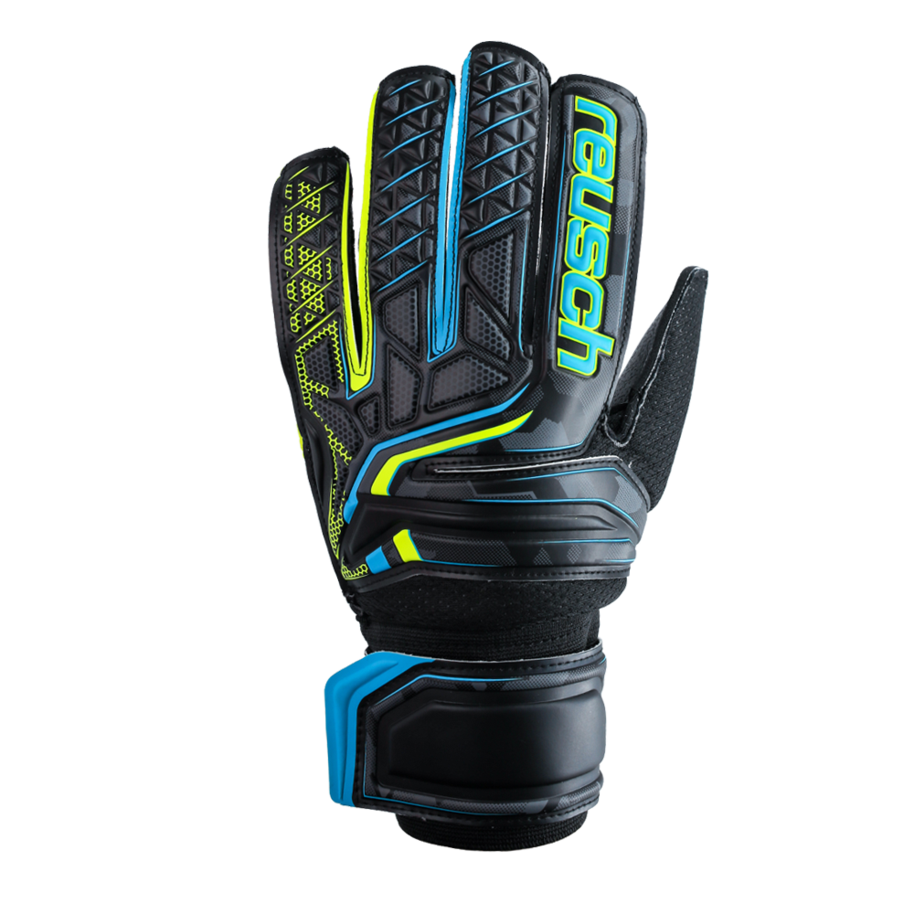 Comfy goalkeeper gloves for futsol