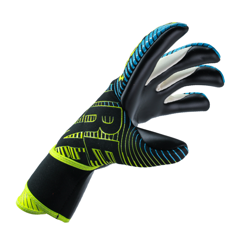 Goalkeeper gloves for skinny hands