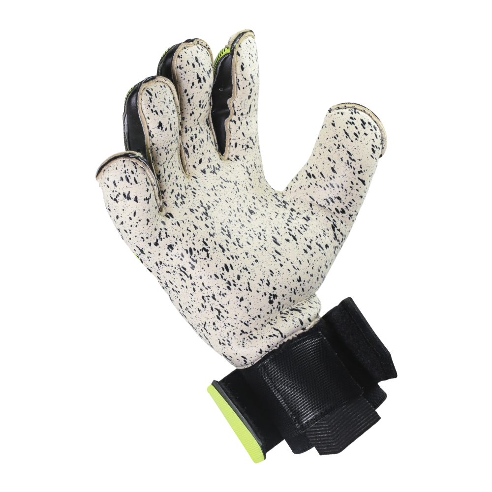 New goalkeeper gloves