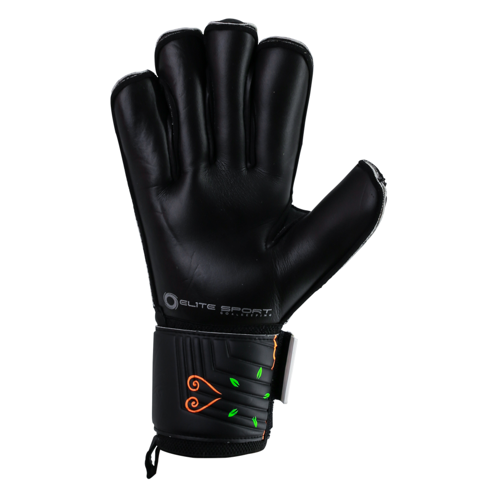 Goalkeeper gloves with good grip and durability