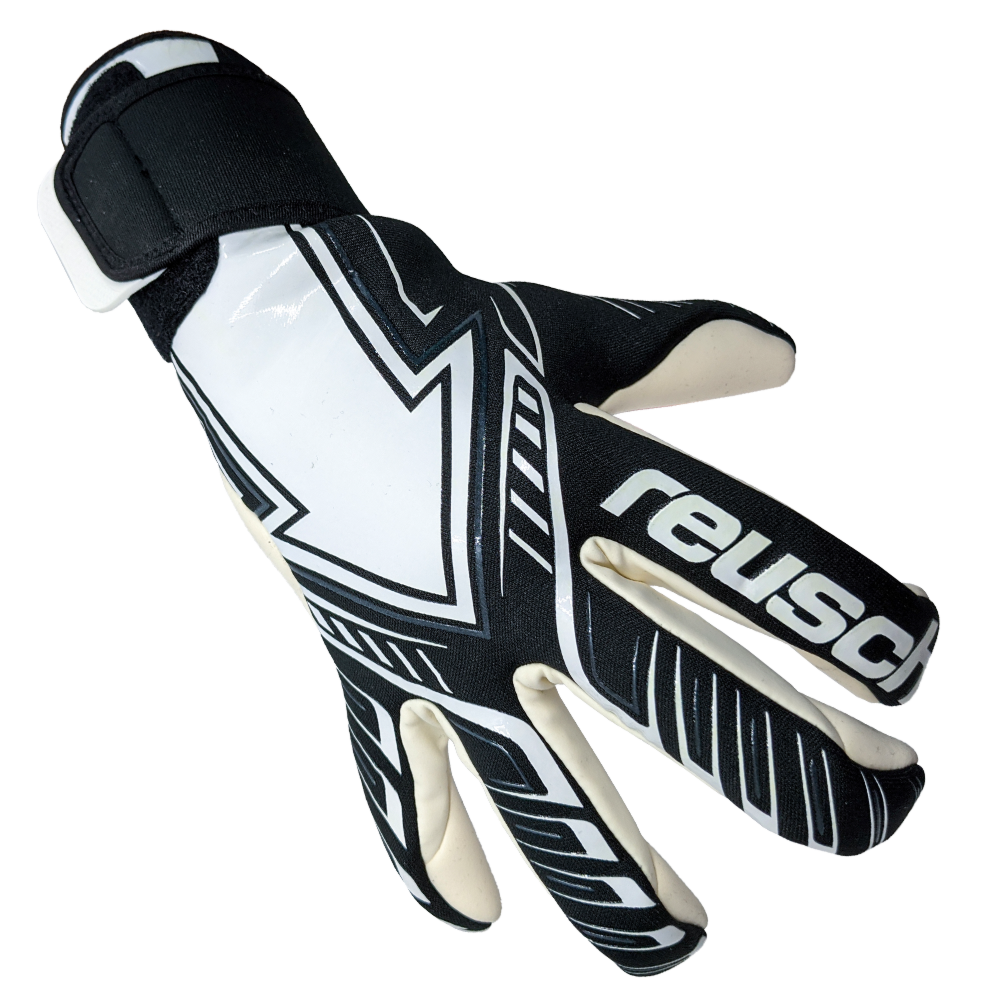Soccer gloves for high school goalies