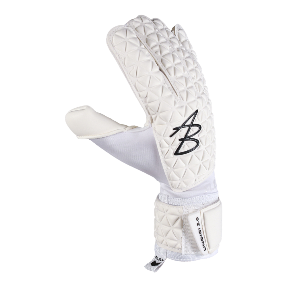 soccer gloves with soft material