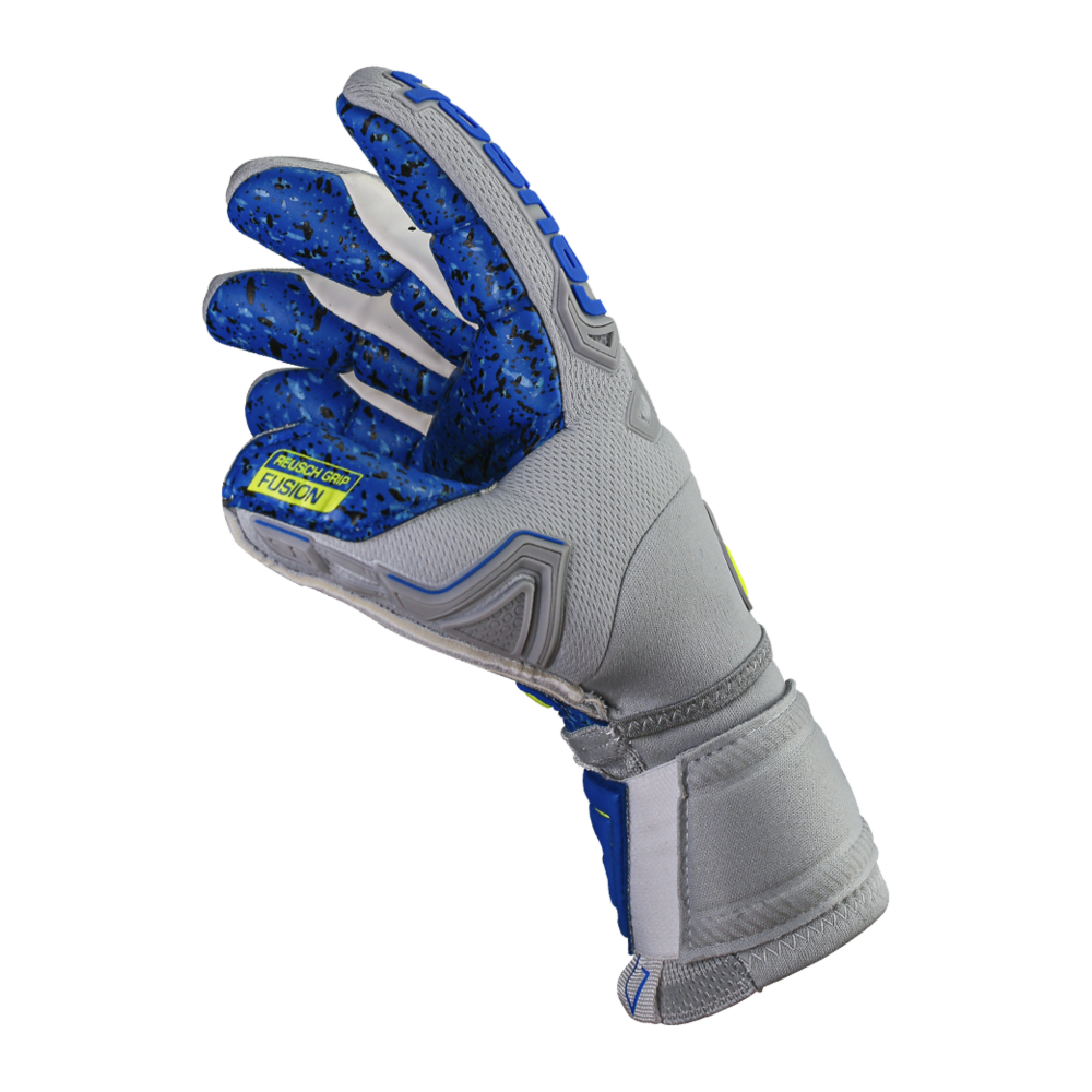 Reusch USA soccer goalie gloves