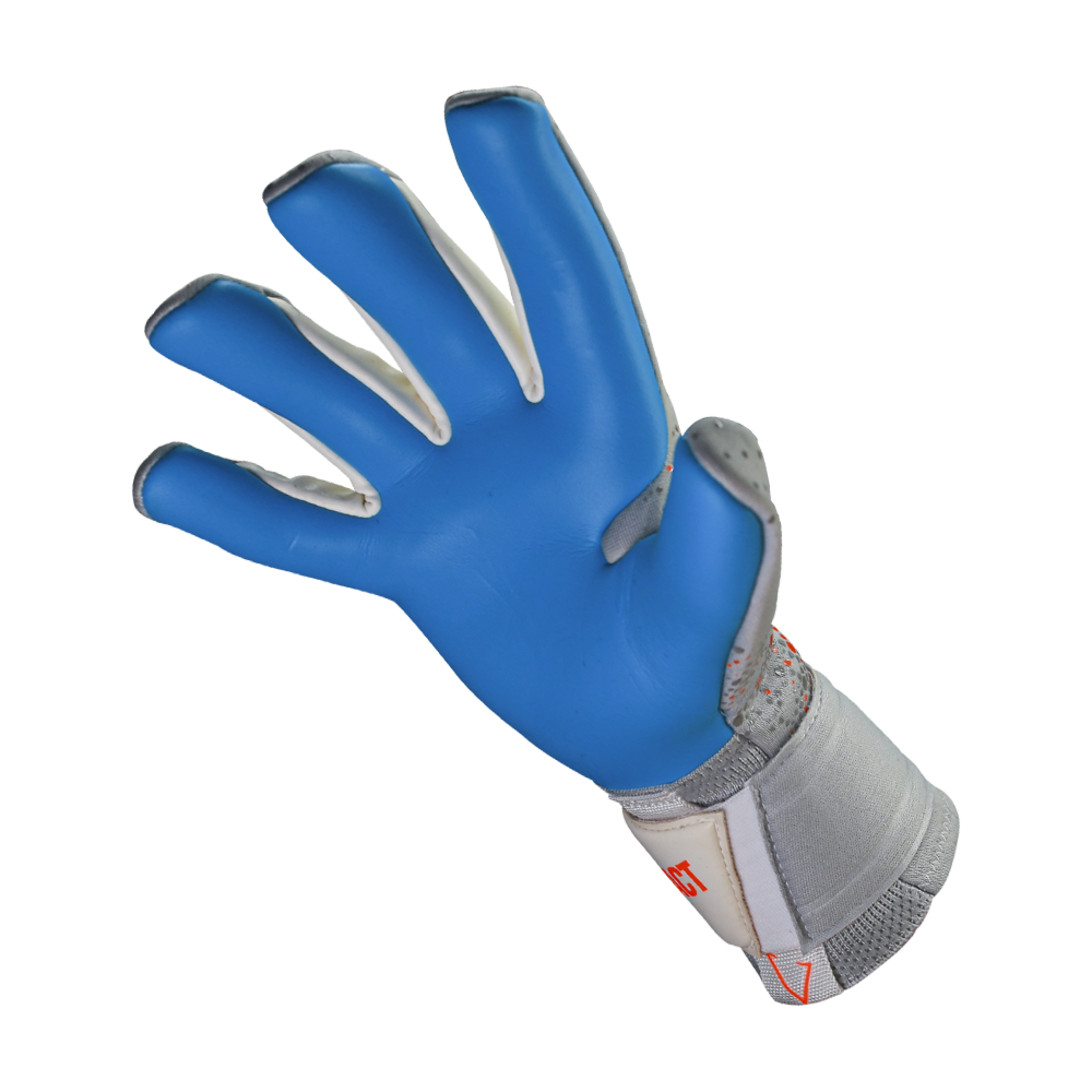 Best goalkeeper gloves sales for wet weather
