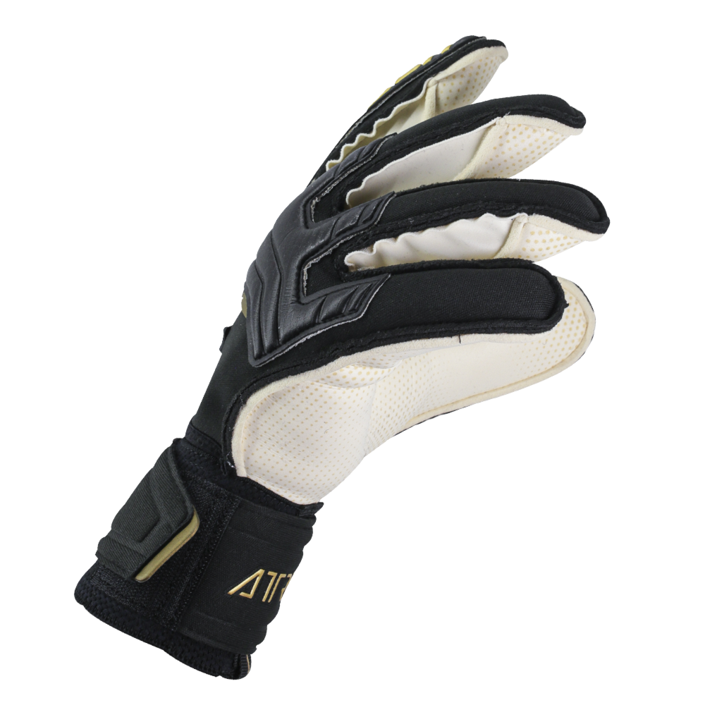 Best fitting goalie gloves