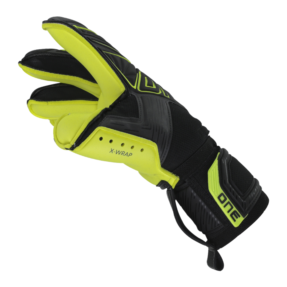 Black and yellow gloves for kids