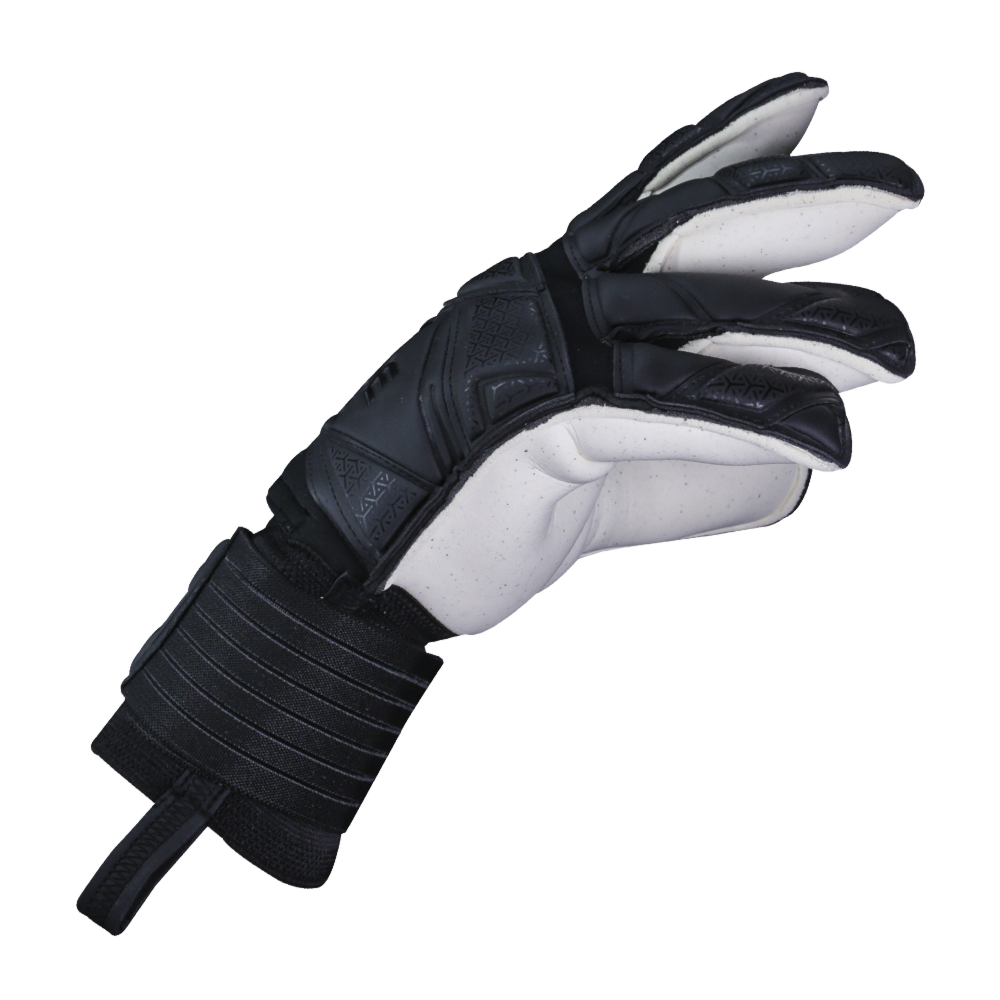 The fit of The One Glove Invictus Stealth+