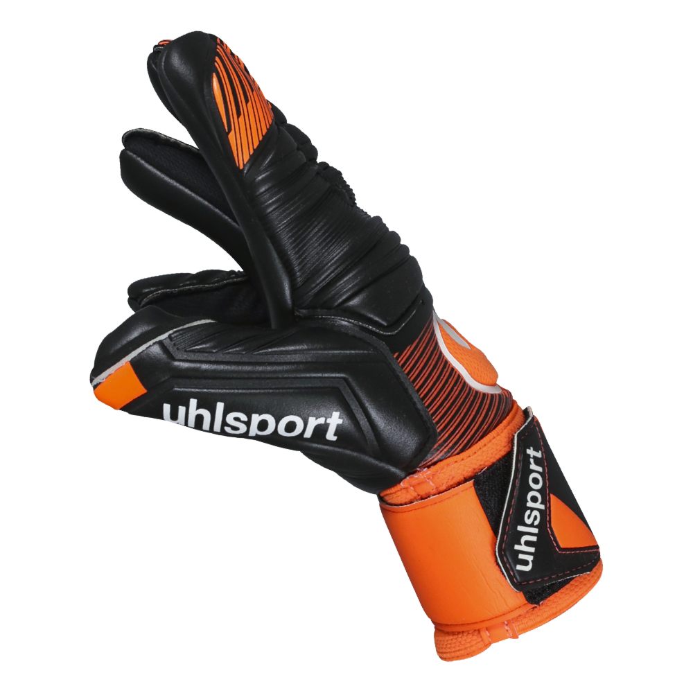The cut of the Uhlsport Super Resist+ HN