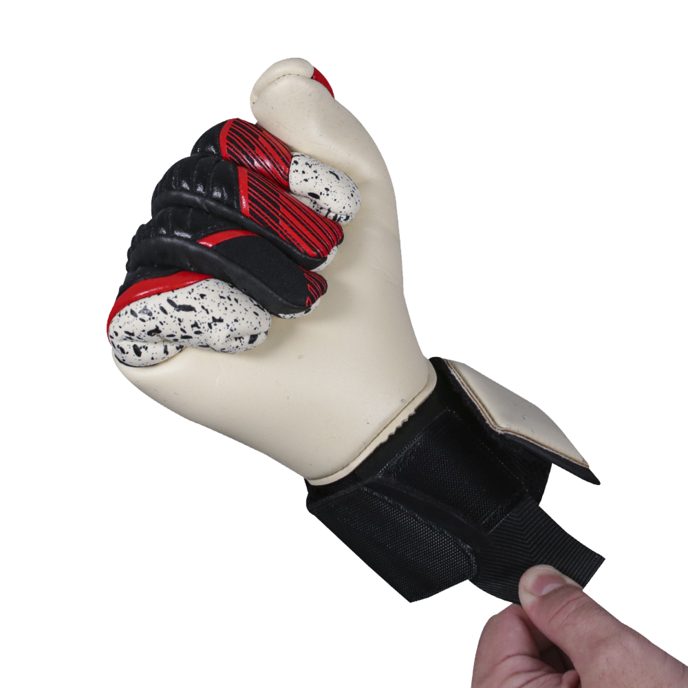 Wrist strap on the Uhlsport Powerline Supergrip+ Flex HN 